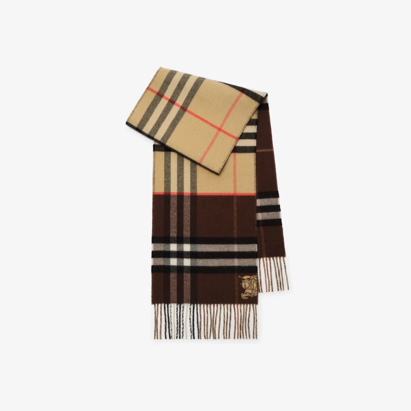 Contrast plaid cashmere scarfContrast plaid cashmere scarf